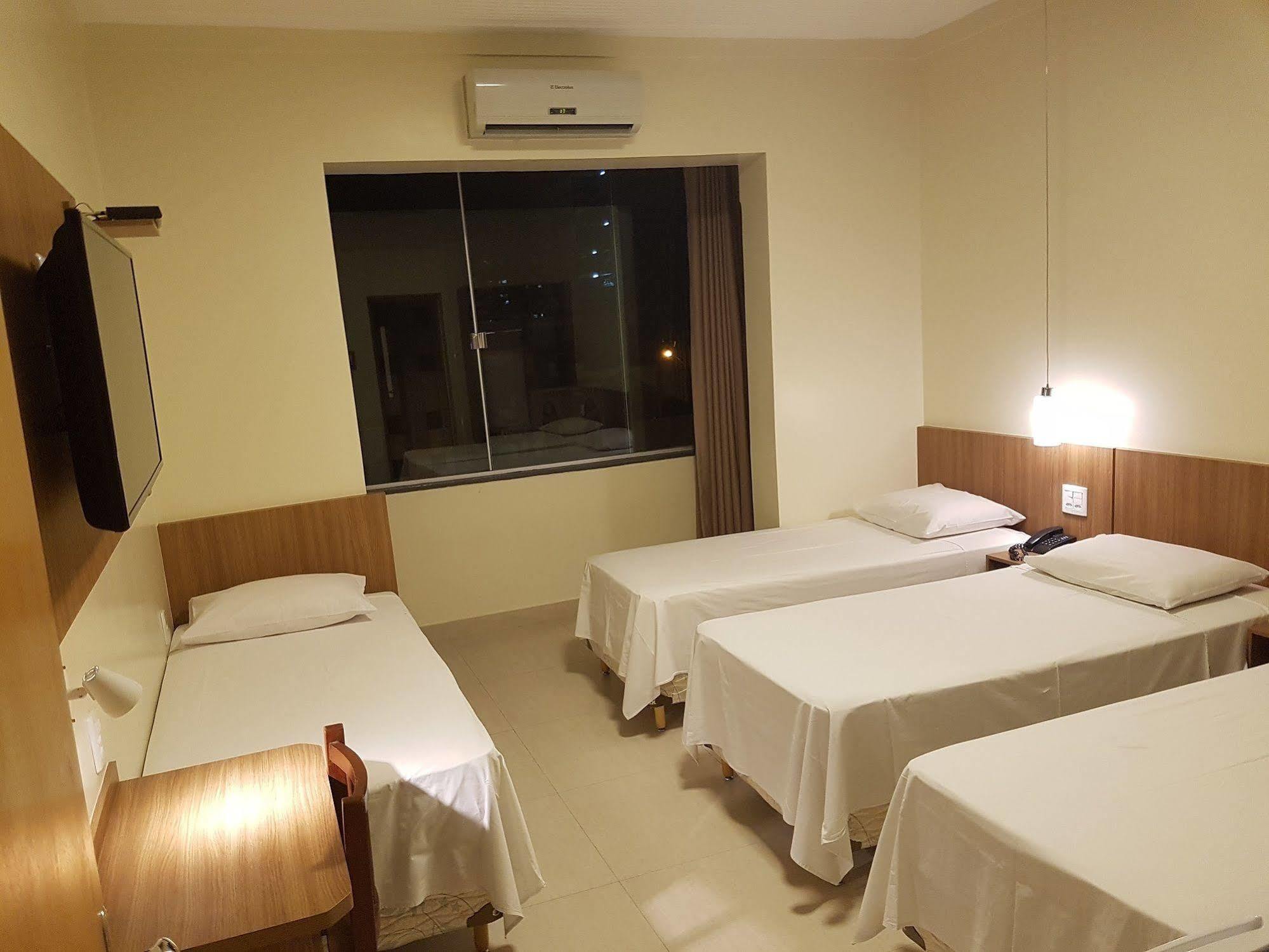 Oft Place Hotel Гоянія Екстер'єр фото
